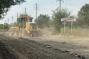 В Новотроицке обновляют более 3 км дорог